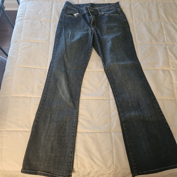 Madison ladies size 8 bootcut jeans - Picture 2 of 11